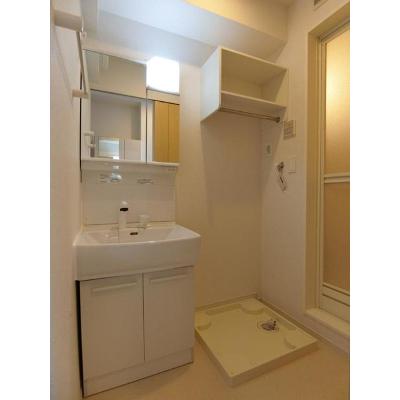 シェノン 102【管理NO：1-024307001-01020】 ★家具家電は申し込み後に搬入します★ ★2026年08月下旬入居可能★の物件画像