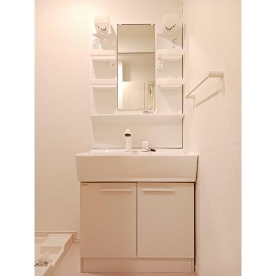 パーシモンズ・ハーモニー 101【管理NO：1-022535001-01010】 ★家具家電は申し込み後に搬入します★の物件画像