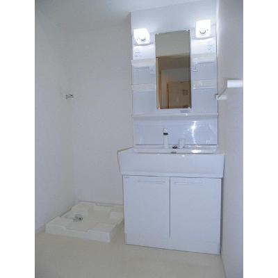 シューティングスター 102【管理NO：1-020584501-01020】 ★家具家電は申し込み後に搬入しますの物件画像