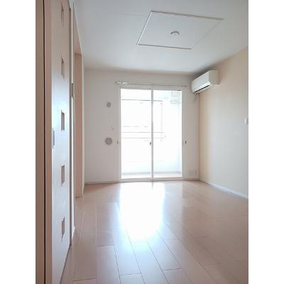 コッティ　眞馬 202【管理NO：1-019563301-02020】 ★家具家電は申し込み後に搬入します★の物件画像