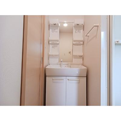 イーハトーヴＢ 103【管理NO：1-016755202-01030】 ★家具家電は申し込み後に搬入します★の物件画像