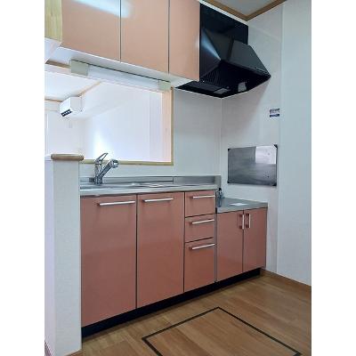 サンシャインスクエア 103【管理NO：1-012854301-01030】 ★家具家電は申し込み後に搬入しますの物件画像