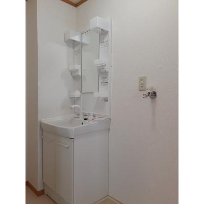 サンシャインスクエア 103【管理NO：1-012854301-01030】 ★家具家電は申し込み後に搬入しますの物件画像