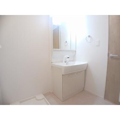 クオーレ彩Ⅰ 202【管理NO：1-027918701-02020】 ★家具家電は申し込み後に搬入します★の物件画像