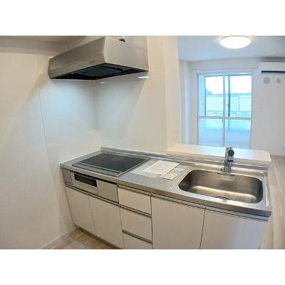リズ　リーフ 103【管理NO：1-027917001-01030】 ★家具家電は申し込み後に搬入します★の物件画像