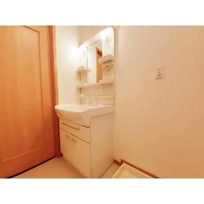ソレイユ　トロワ 103【管理NO：1-013736201-01030】 ★家具家電は申し込み後に搬入します★ ★2026年10月下旬入居可能★の物件画像