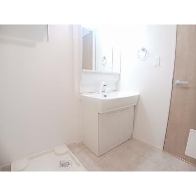 モハラ 101【管理NO：1-027665901-01010】 ★家具家電は申し込み後に搬入します★の物件画像