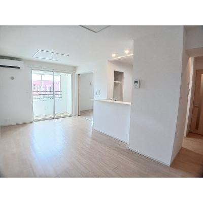 アルモニーＢ 203【管理NO：1-021366002-02030】 ★家具家電は申し込み後に搬入します★ ★2026年10月下旬入居可能★の物件画像