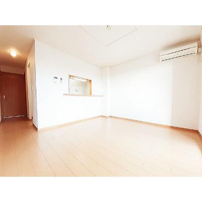 プルミエール２ 202【管理NO：1-014668602-02020】 ★家具家電は申し込み後に搬入します★ ★2026年10月下旬入居可能★の物件画像