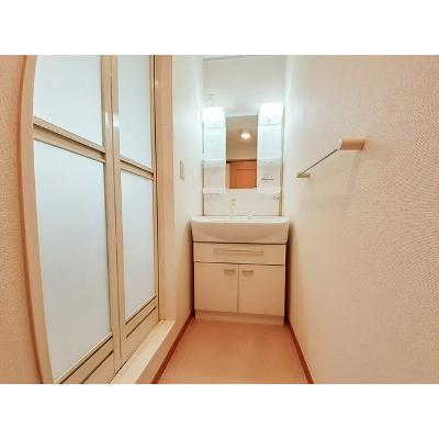 ディアコート川崎 101【管理NO：1-013778101-01010】 ★家具家電は申し込み後に搬入します★ ★2026年08月上旬入居可能★の物件画像