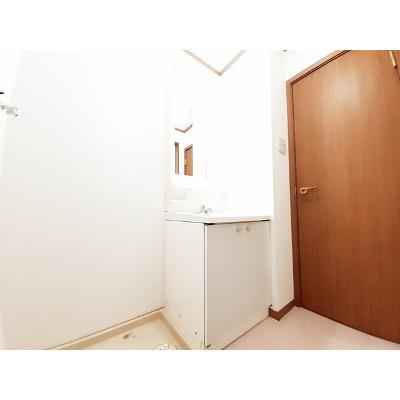 エトワール 103【管理NO：1-010441101-01030】 ★家具家電は申し込み後に搬入します★ ★2026年10月中旬入居可能★の物件画像