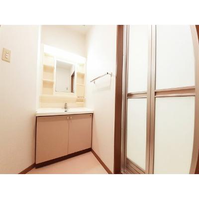 ブロッサムⅠ 103【管理NO：1-009623601-01030】 ★家具家電は申し込み後に搬入します★ ★2026年10月中旬入居可能★の物件画像