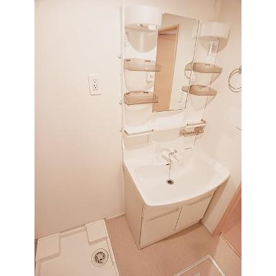 ラ　カーサ　フェリーチェ 202【管理NO：1-019308701-02020】 ★家具家電は申し込み後に搬入します★ ★2026年09月中旬入居可能★の物件画像