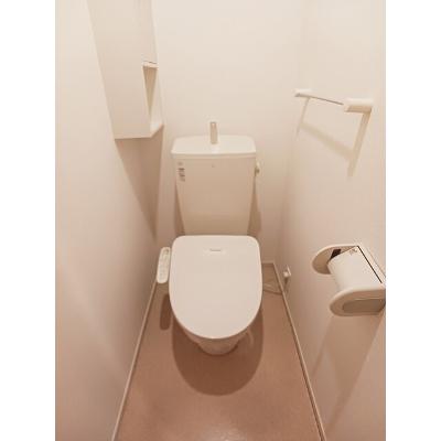 モントレゾール 201【管理NO：1-019297701-02010】 ★家具家電は申し込み後に搬入します★の物件画像