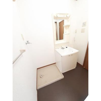 キャピタル広瀬　Ⅲ 203【管理NO：1-010599402-02030】 ★家具家電は申し込み後に搬入します★の物件画像