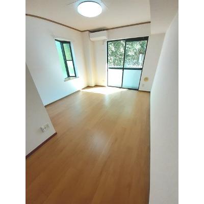 プリムローズ 101【管理NO：1-010510701-01010】 ★家具家電は申し込み後に搬入しますの物件画像