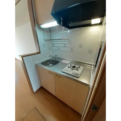 プリムローズ 101【管理NO：1-010510701-01010】 ★家具家電は申し込み後に搬入しますの物件画像