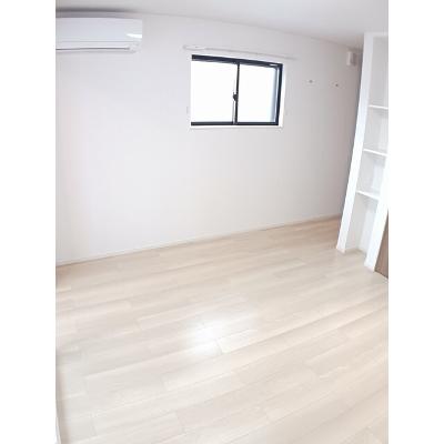 フランブリーズ 107【管理NO：1-028161901-01070】 ★家具家電は申し込み後に搬入します★の物件画像