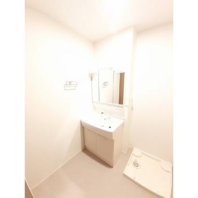 ドリームワークス　九番館 103【管理NO：1-026577702-01030】 ★家具家電は申し込み後に搬入します★の物件画像