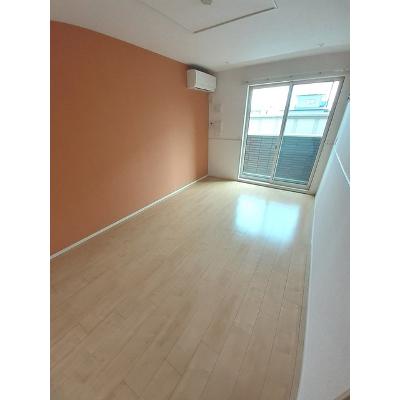 アブソリュート　リーベ 103【管理NO：1-023031901-01030】 ★家具家電は申し込み後に搬入します★の物件画像