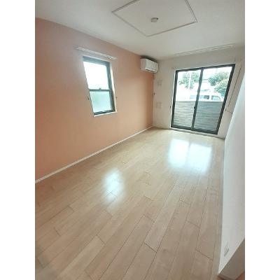 プリムローズ 105【管理NO：1-020707401-01050】 ★家具家電は申し込み後に搬入します★の物件画像