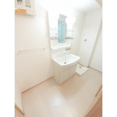 ルッコラⅡ 103【管理NO：1-019396002-01030】 ★家具家電は申し込み後に搬入します★ ★2026年09月下旬入居可能★の物件画像