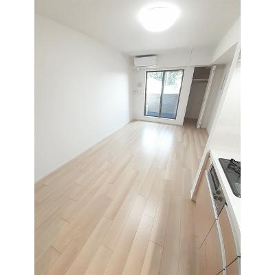 アジュール　パル 202【管理NO：1-026157701-02020】 ★家具家電は申し込み後に搬入します★の物件画像