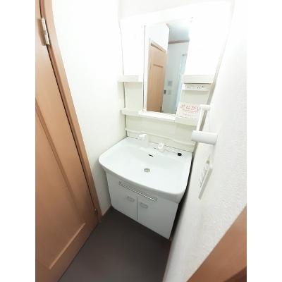 セントラル・ケイＡ棟 203【管理NO：1-012351301-02030】 ★家具家電は申し込み後に搬入します★の物件画像