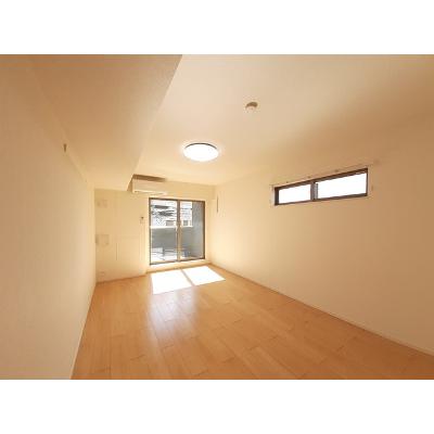 カントリーロード 203【管理NO：1-021903001-02030】 ★家具家電は申し込み後に搬入します★の物件画像