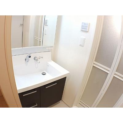 榴ヶ岡ＹＳコート 201【管理NO：1-020409301-02010】 ★家具家電は申し込み後に搬入します★の物件画像