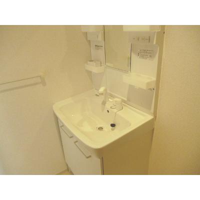コリーヌ　Ｂ 104【管理NO：1-019022601-01040】 ★家具家電は申し込み後に搬入します 2026年09月中旬入居可能の物件画像
