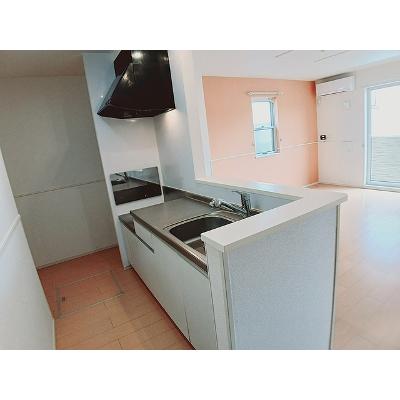 Ｍｏｏｎ　Ｂｒｉｄｇｅ４ 101【管理NO：1-018934001-01010】 ★家具家電は申し込み後に搬入します★の物件画像