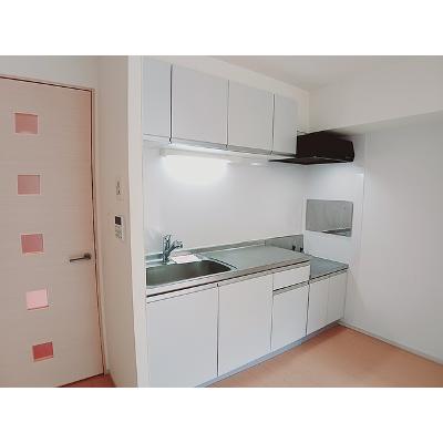 グラシエル 204【管理NO：1-018608801-02040】 ★家具家電は申し込み後に搬入します★の物件画像