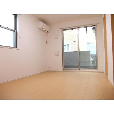 ムーン　シーサ 101【管理NO：1-017751301-01010】 ★家具家電は申し込み後に搬入します★ ★2026年08月下旬入居可能★の物件画像