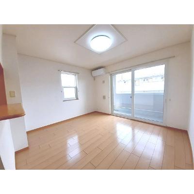 エマーブル・ペルル 103【管理NO：1-014483001-01030】 ★家具家電は申し込み後に搬入します★の物件画像
