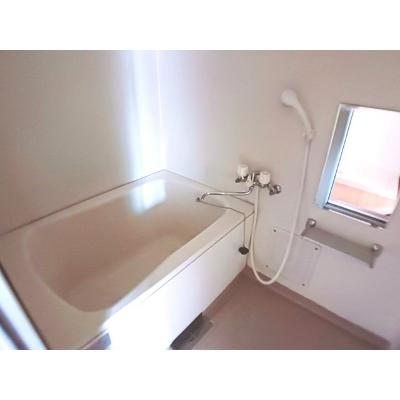 ラルゴ２１ 101【管理NO：1-004606501-01010】 ★家具家電は申し込み後に搬入します★の物件画像