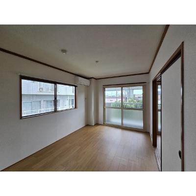 ドミール東仙台 201【管理NO：1-001059701-02010】 ★家具家電は申し込み後に搬入します★の物件画像