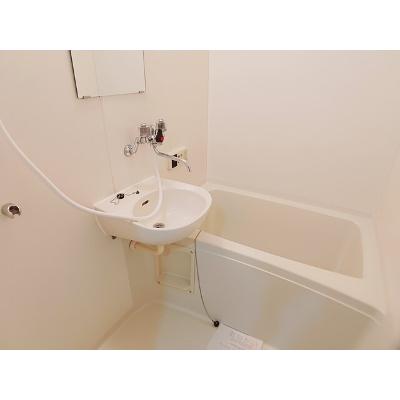 ドミール東仙台 201【管理NO：1-001059701-02010】 ★家具家電は申し込み後に搬入します★の物件画像