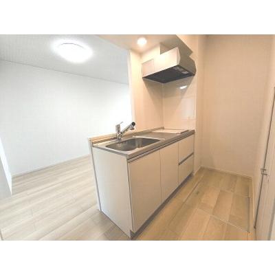 マクリー　ムーア 105【管理NO：1-027849601-01050】 ★家具家電は申し込み後に搬入します★の物件画像