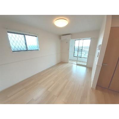 ルフレ 105【管理NO：1-025906601-01050】 ★家具家電は申し込み後に搬入します★の物件画像