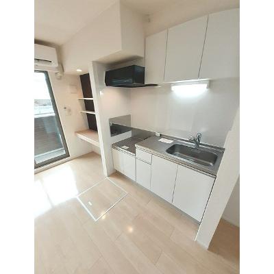 ジェントリー　Ｂ 102【管理NO：1-022671202-01020】 ★家具家電は申し込み後に搬入します★の物件画像