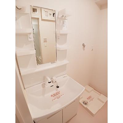 ピーメイルＢ 203【管理NO：1-022136302-02030】 ★家具家電は申し込み後に搬入します★の物件画像