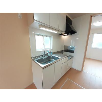 ドラゴン　フラワー 101【管理NO：1-018909401-01010】 ★家具家電は申し込み後に搬入します★ ★2026年08月中旬入居可能★の物件画像