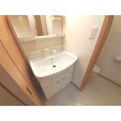 グレース・ガーデンⅡ 102【管理NO：1-013046302-01020】 ★家具家電は申し込み後に搬入します★の物件画像