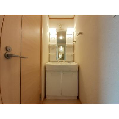 フォルモーント郷古Ⅲ 102【管理NO：1-011856901-01020】 ★家具家電は申し込み後に搬入します★の物件画像