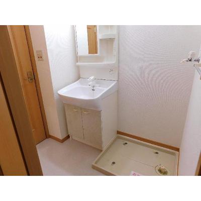 グランデパインヒルズＣ 102【管理NO：1-011613603-01020】 ★家具家電は申し込み後に搬入します★の物件画像