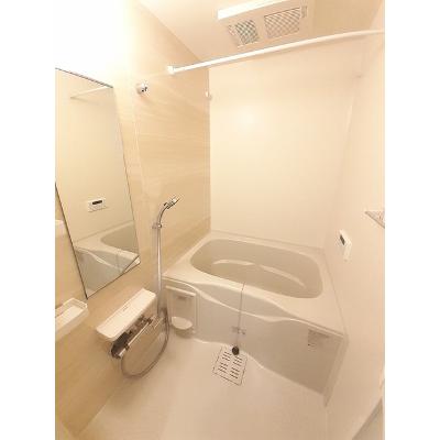オパール・Ⅱ 102【管理NO：1-026341902-01020】 ★家具家電は申し込み後に搬入します★の物件画像