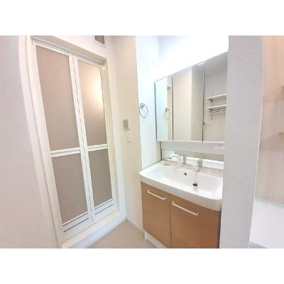 カレント・Ｋ　Ⅳ 102【管理NO：1-025491901-01020】 ★家具家電は申し込み後に搬入します★の物件画像