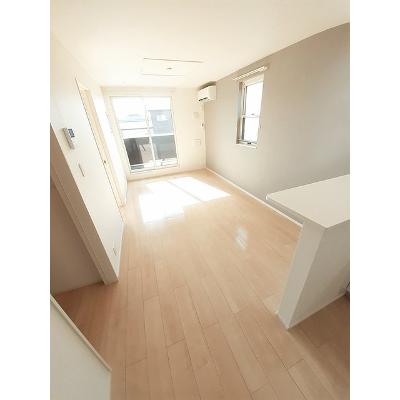 ピーメイルＡ 201【管理NO：1-022136301-02010】 ★家具家電は申し込み後に搬入します★の物件画像