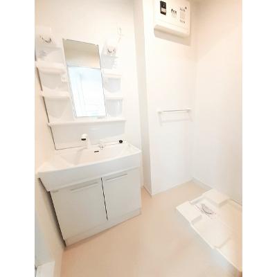 セレーノ・カーサ 101【管理NO：1-021849101-01010】 ★家具家電は申し込み後に搬入します★の物件画像
